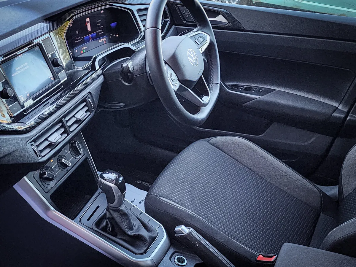 2024 VOLKSWAGEN POLO 1.0 TSI LIFE - Image 2
