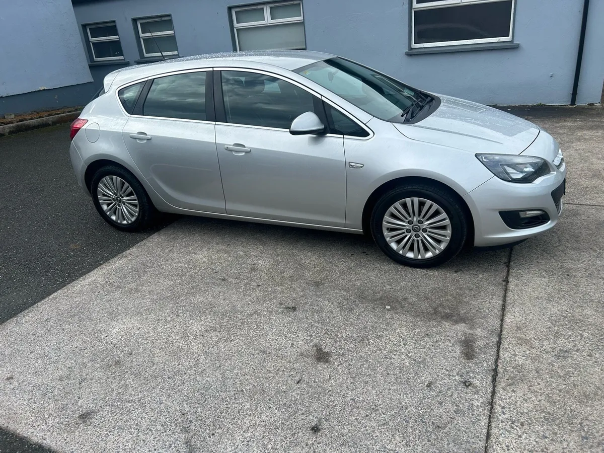 Opel Astra - Image 2