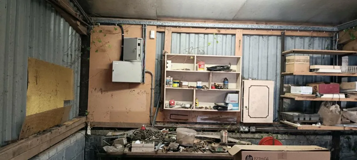 Workshop shed - Image 2