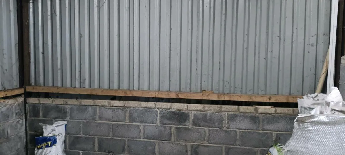 Workshop shed - Image 3