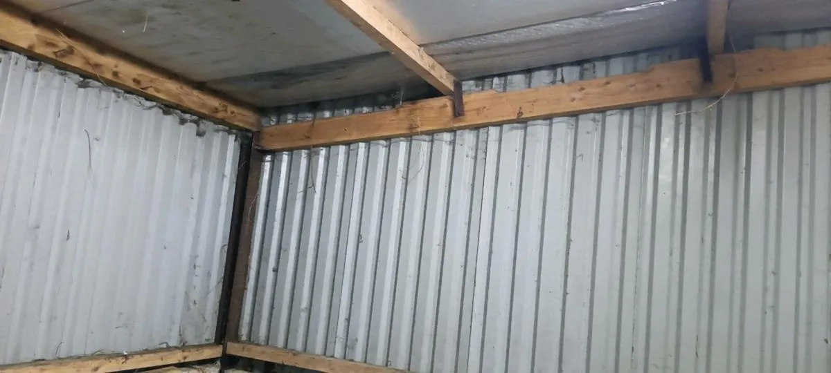 Workshop shed - Image 4