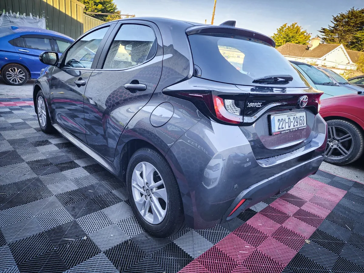 2022 TOYOTA YARIS 1L LUNA - Image 4