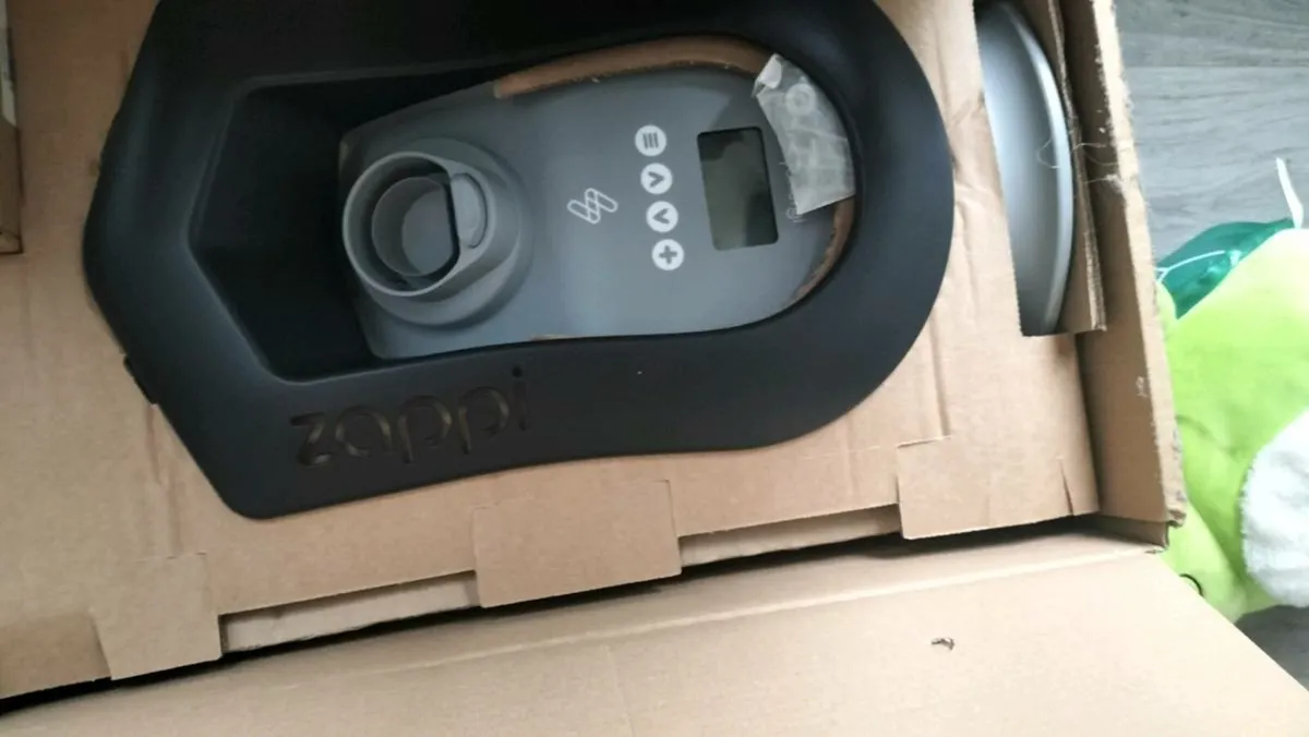 7kw zappi ev tethered car charger - Image 1