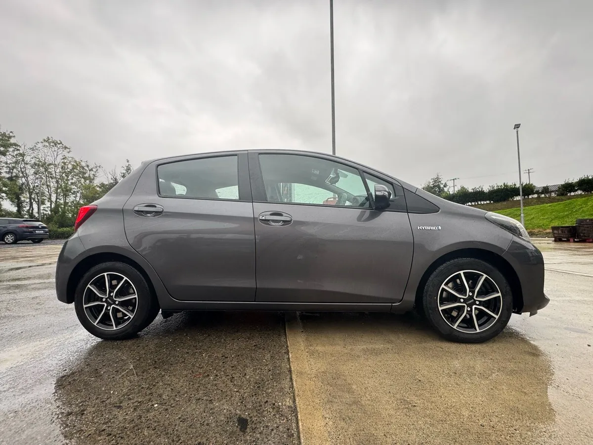 Toyota Yaris Hybrid (Premium Spec) - Image 2
