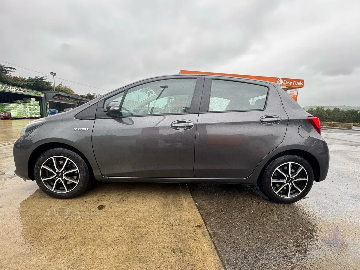 Toyota Yaris Hybrid (Premium Spec) - Image 3