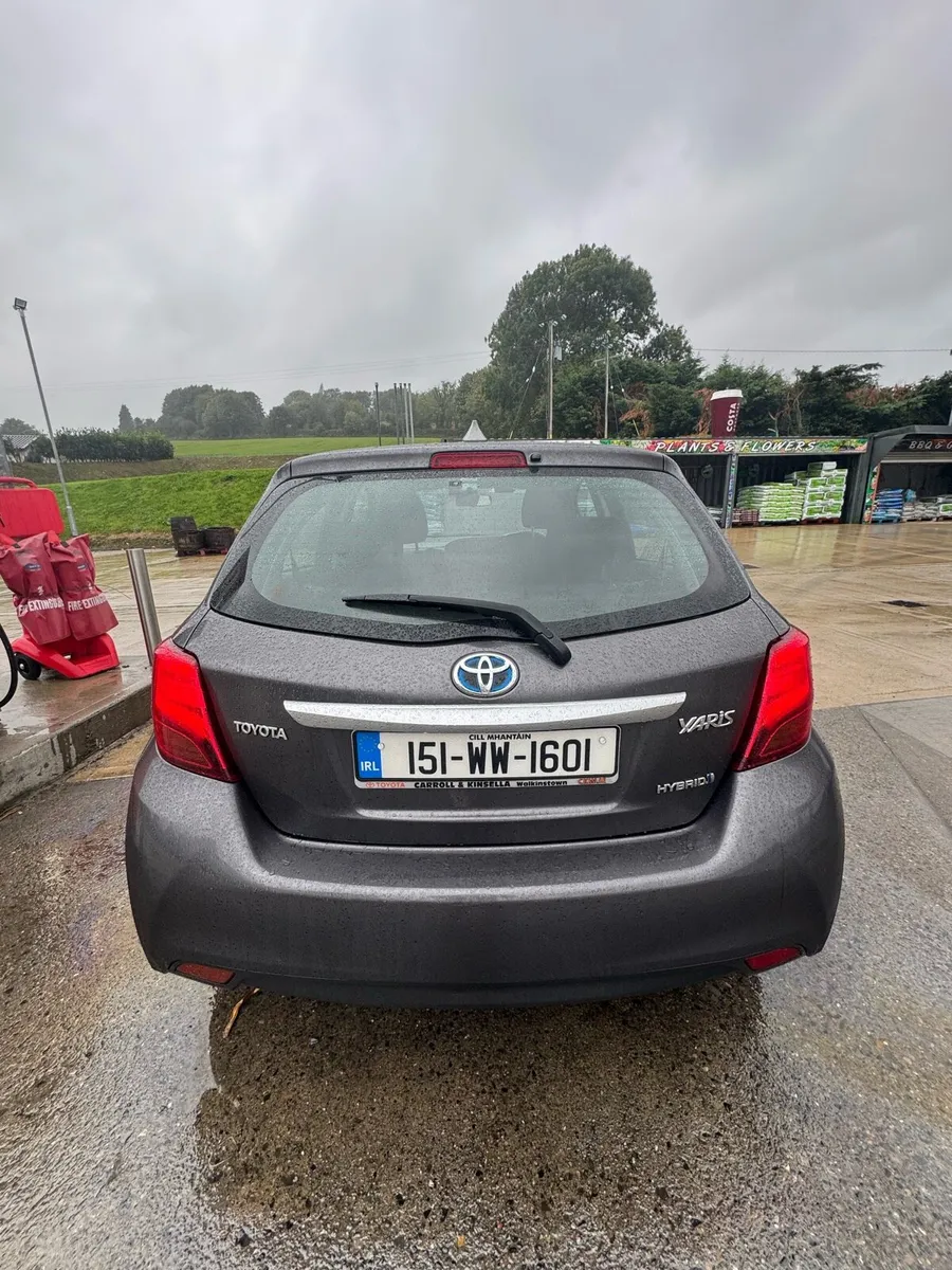 Toyota Yaris Hybrid (Premium Spec) - Image 4