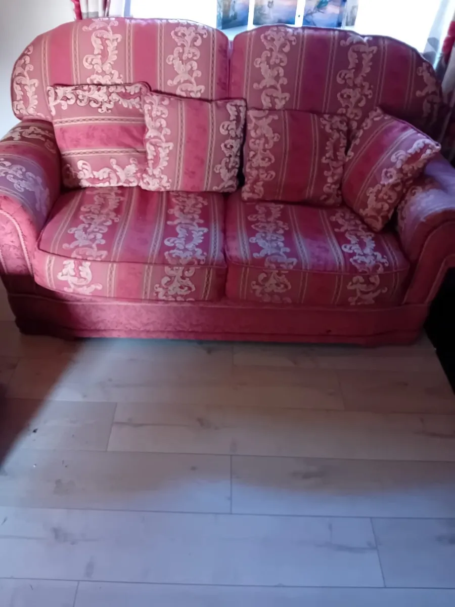 2 seater Couch