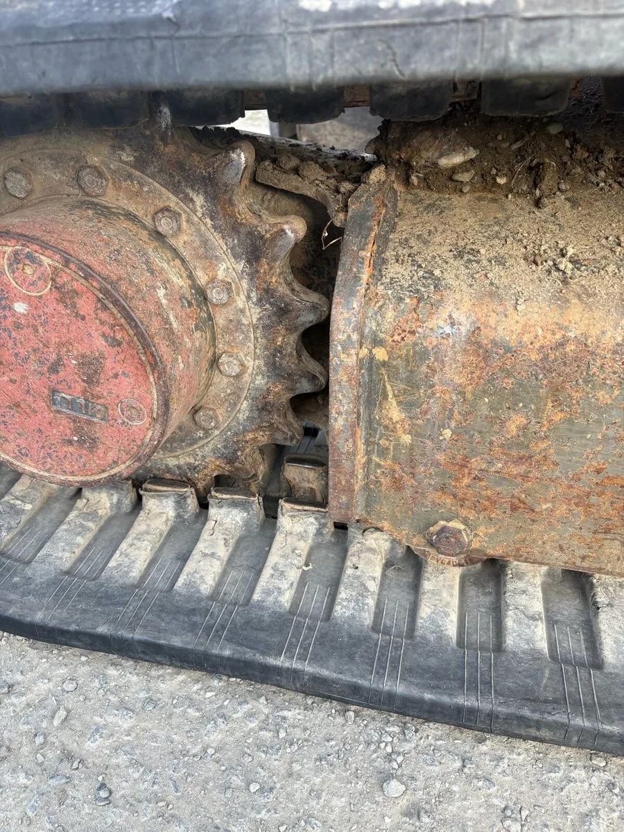 4.5 tonne digger - Image 3