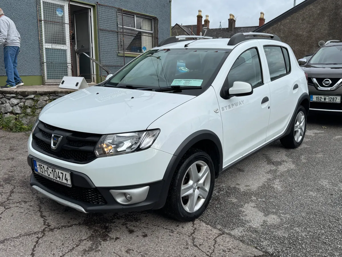 Dacia Sandero Stepway very low mileage - Image 3