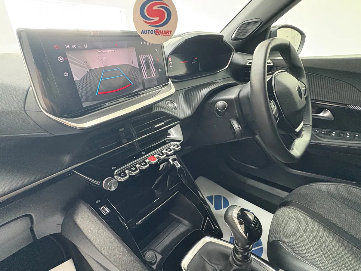 2024 Peugeot 2008 Allure 1.2P - Image 3