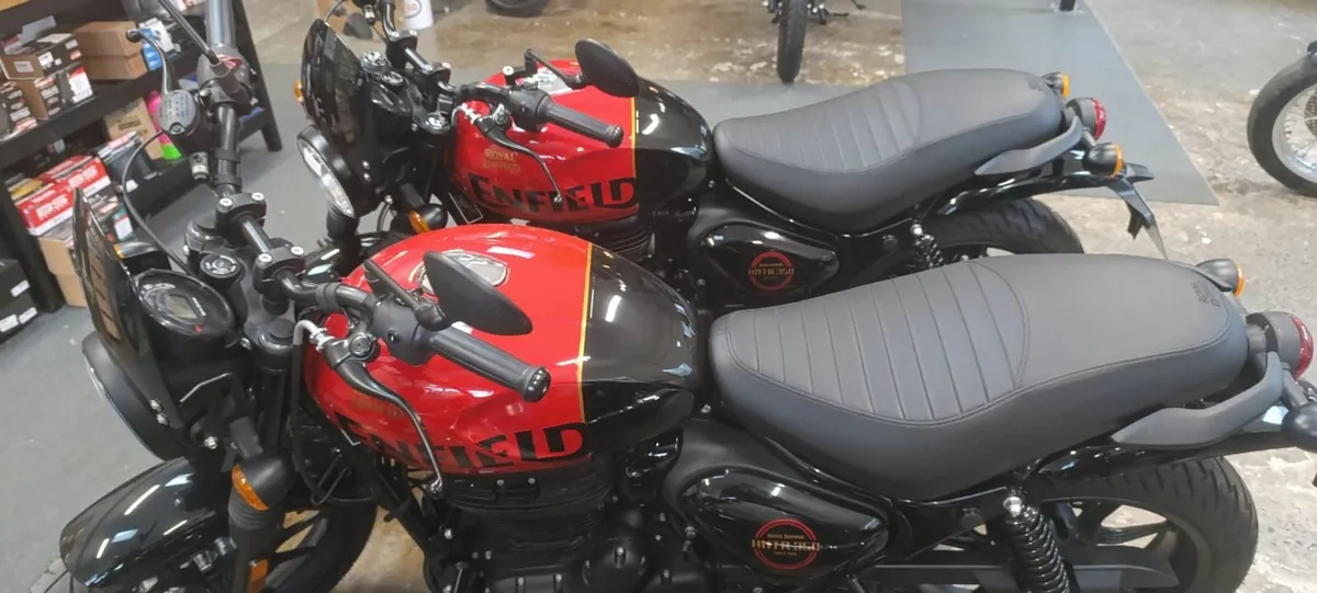 😍Pair of RE Hunter 350s in Showroom Condition😍 - Image 1