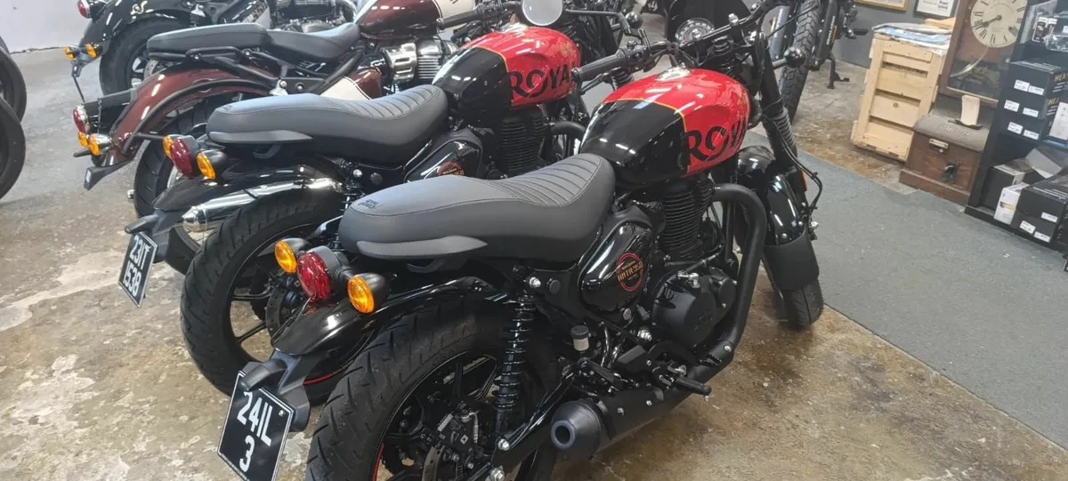 😍Pair of RE Hunter 350s in Showroom Condition😍 - Image 4
