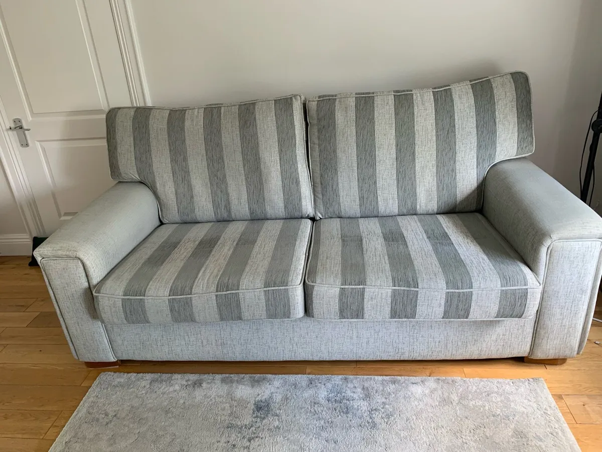 3 seater sofa - Image 1