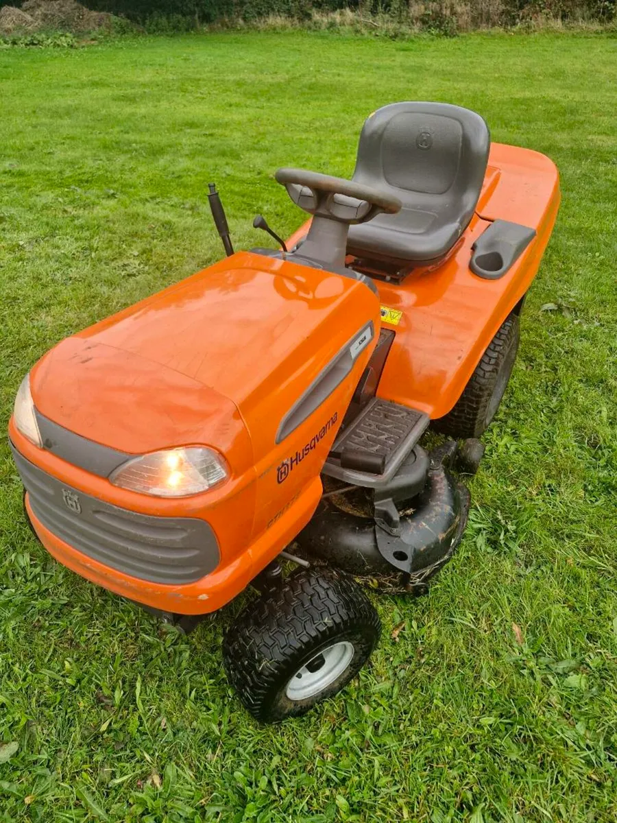 Husqvarna ride on mower MINT... Delivery available - Image 2