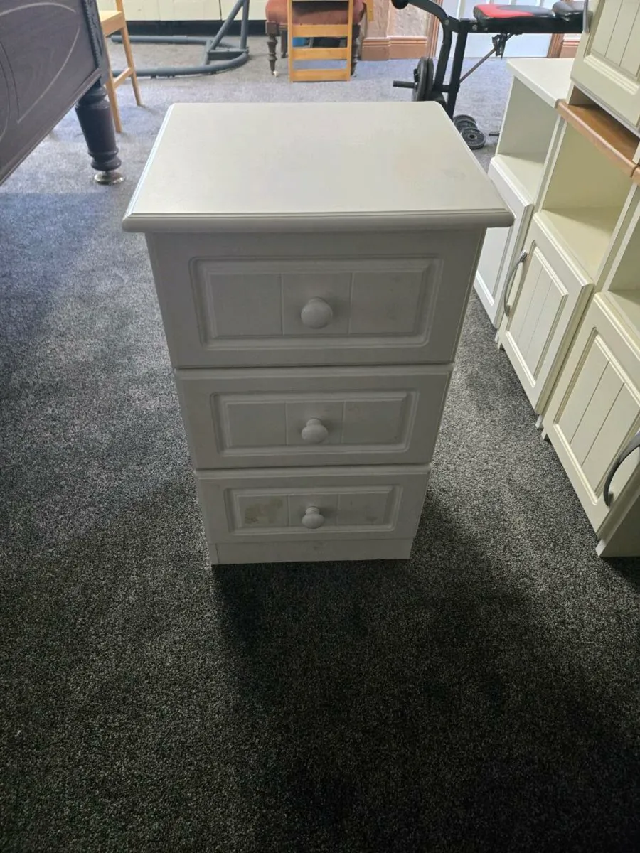 Bedside lockers - Image 2