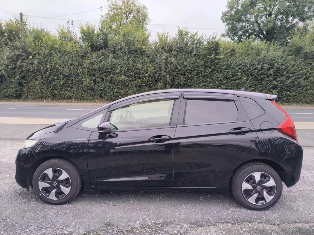 Honda FIT 1,5 Petrol / Electric Hybrid 2016 !!! - Image 4