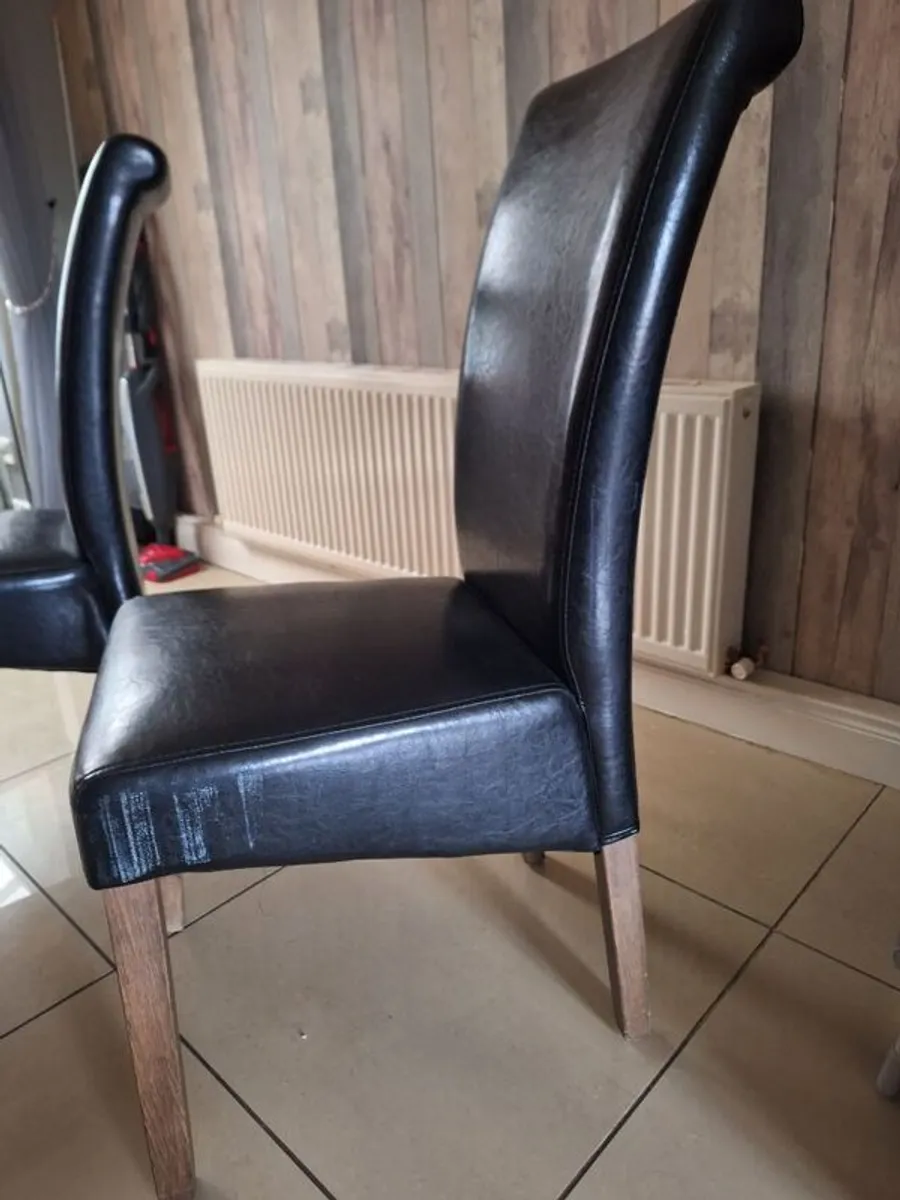 dining - Image 1