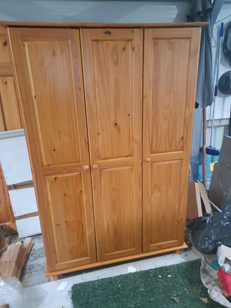 Bedroom furniture - Image 3
