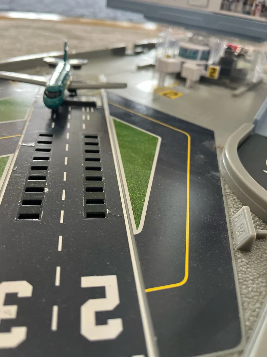 Matchbox Action Drivers Airport Playset - Image 3