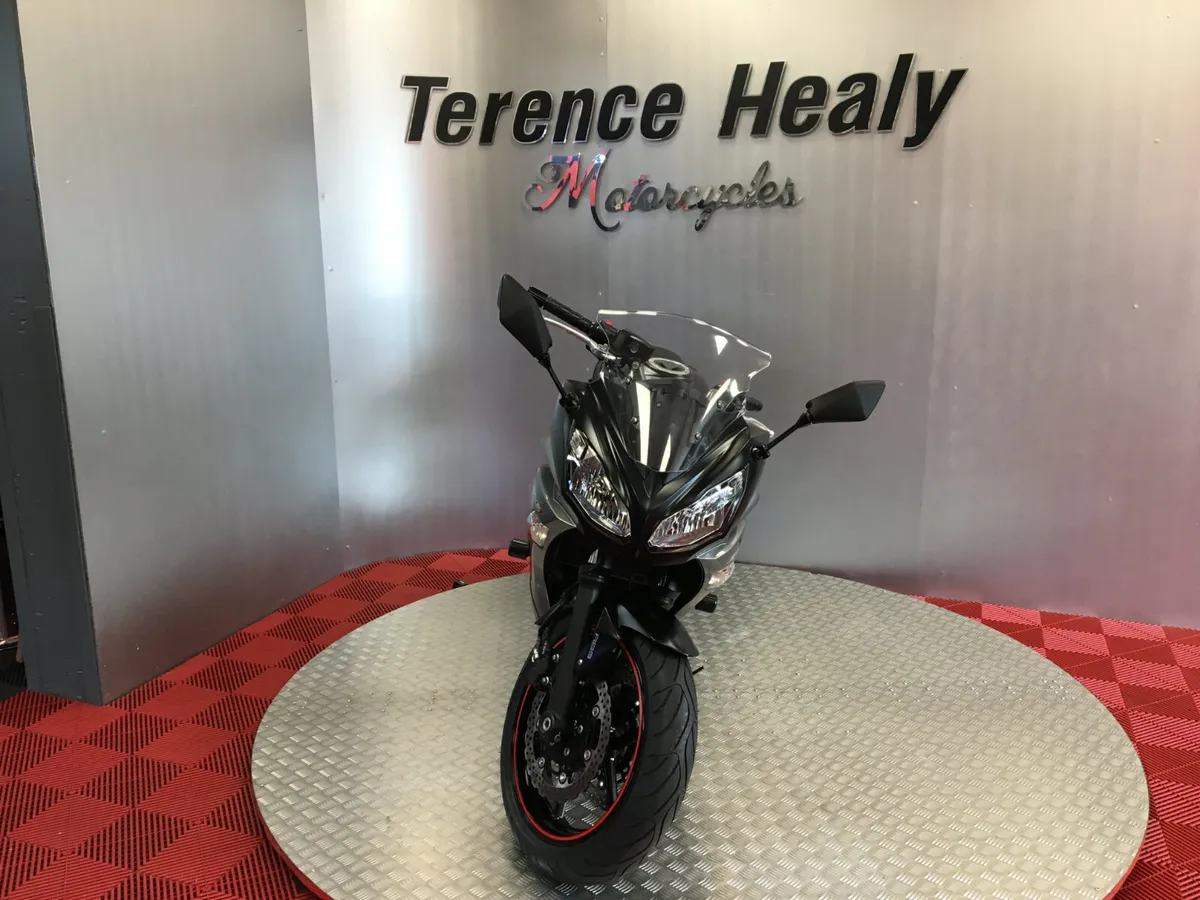 2014 Kawaski ER6F ''Like New'' - Image 4
