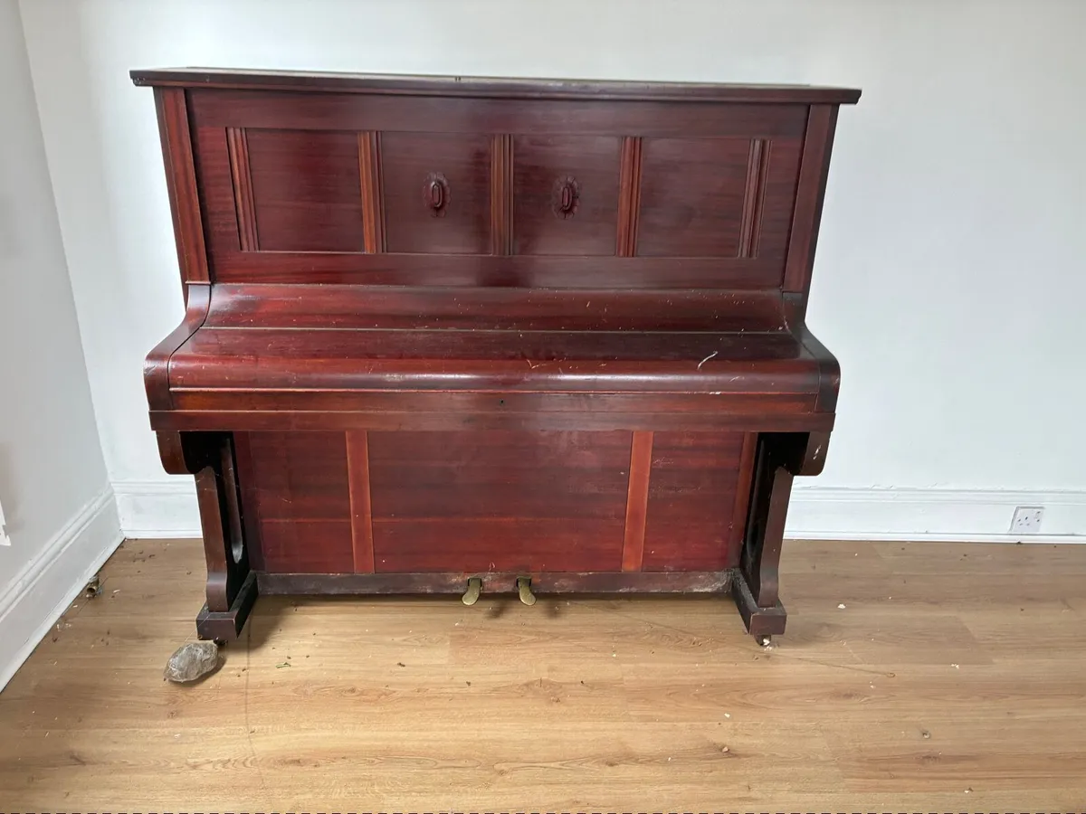 Lindorf piano solid mahogany in good condition - Image 2