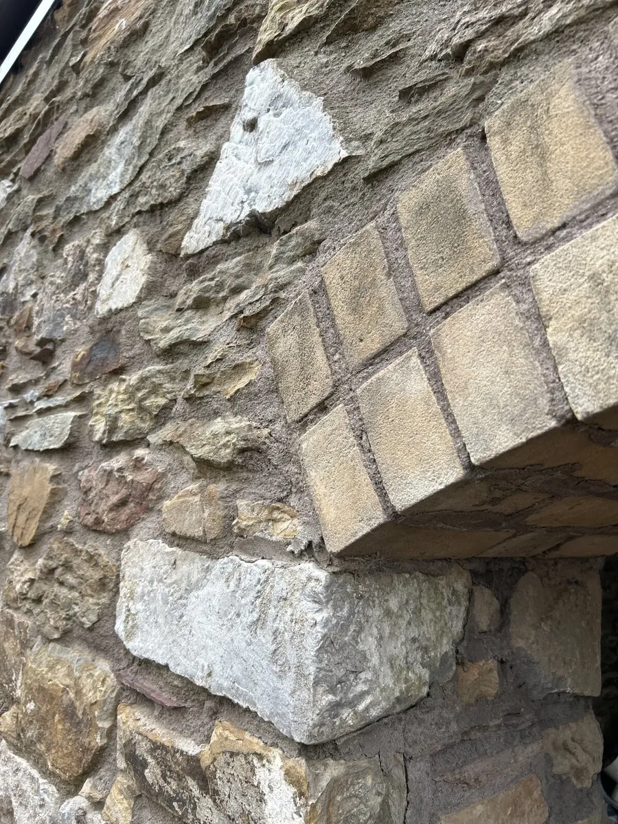 Bricks yellow buffed - Image 4