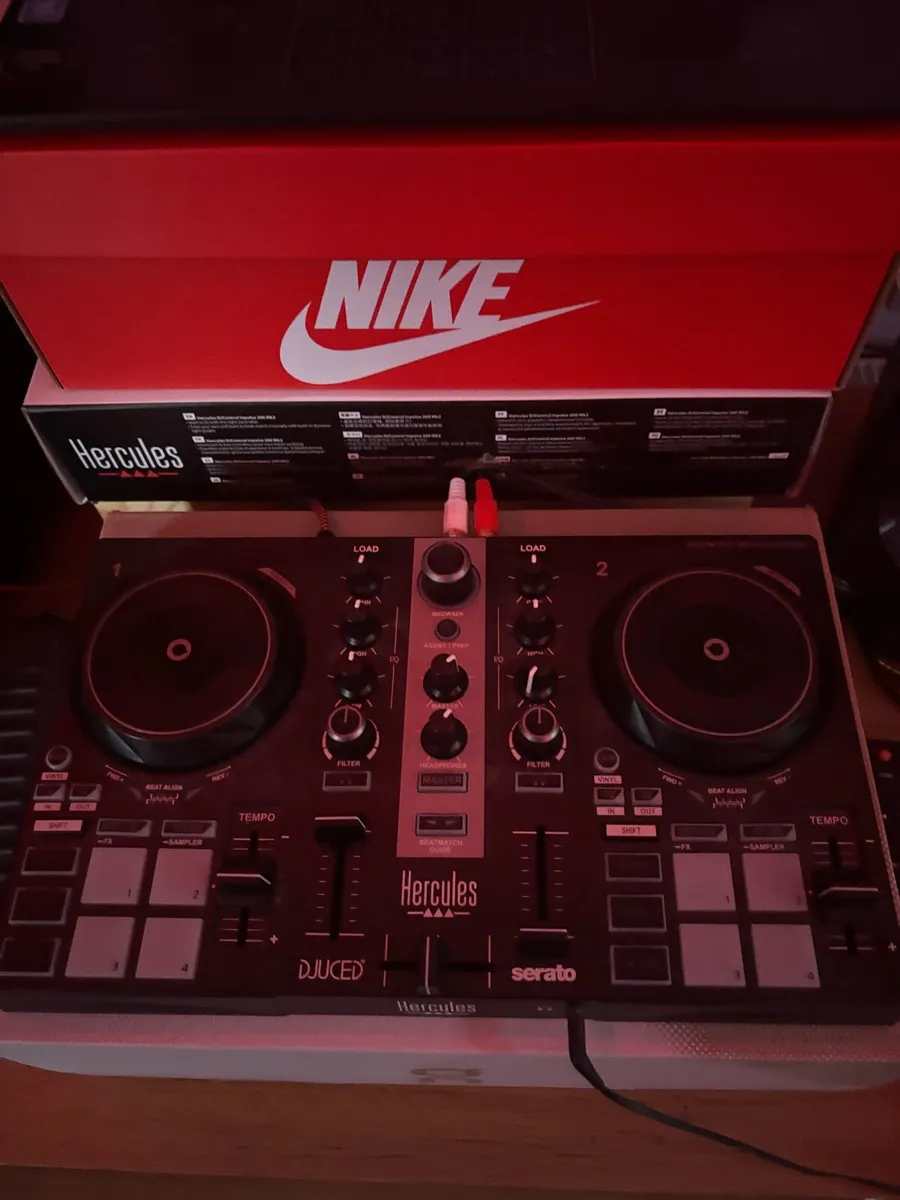 Hercules Inpluse 200mk2 Dj Decks - Image 2