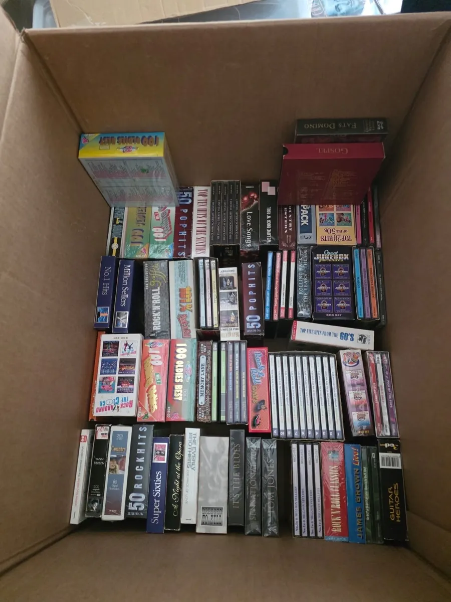 Cd’s compilation sets.