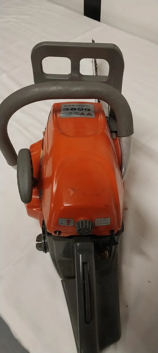 CHAINSAW ZOMAX - Image 1