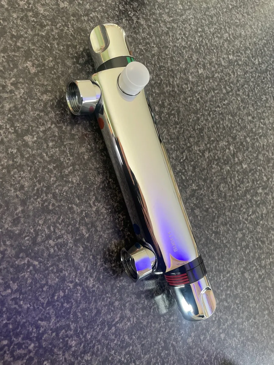 Luxury bath tap mixing valve - Image 2