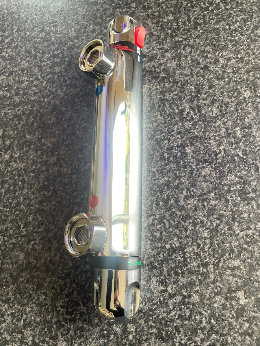 Luxury bath tap mixing valve - Image 3