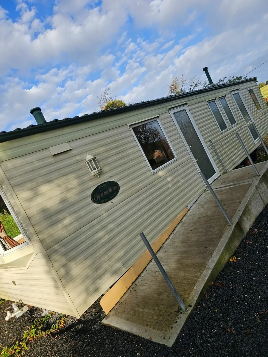 3 Bed Mobile Home - Image 1
