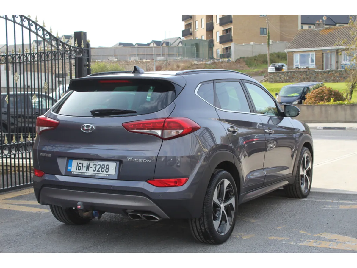 Hyundai Tucson 2.0 CRDI PREMIUM BL/DR - Image 3