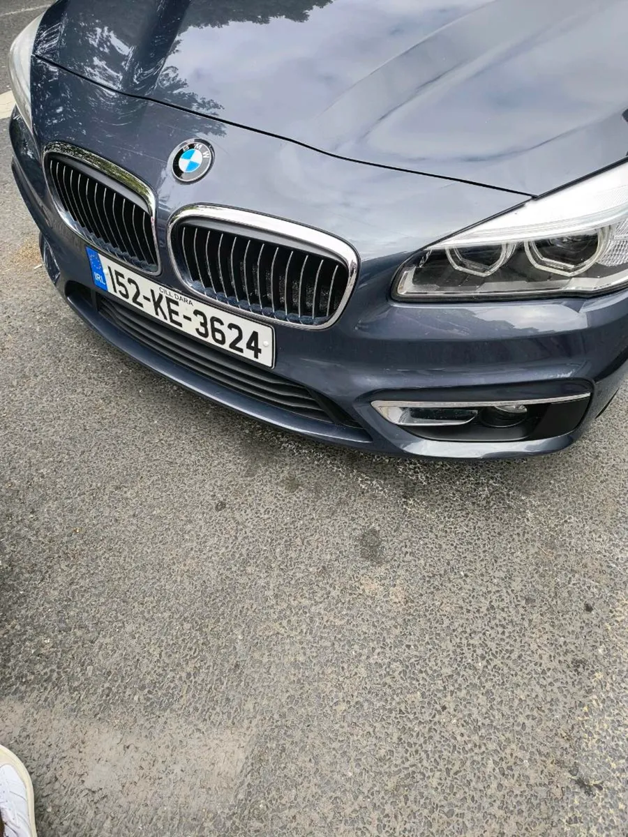 7 seater car - Image 1