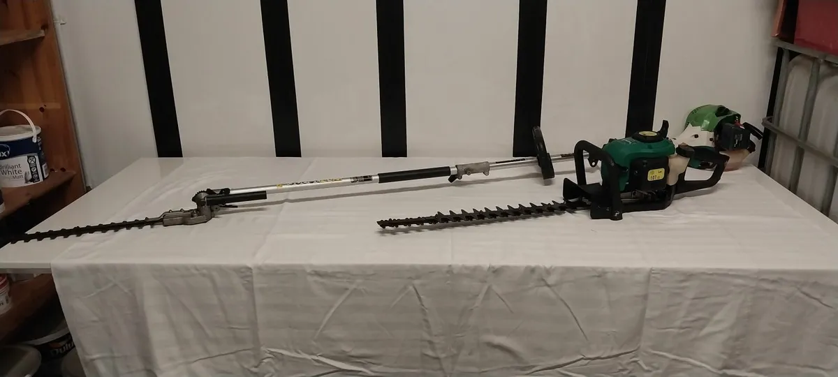 2x HEDGE TRIMMER - Image 2