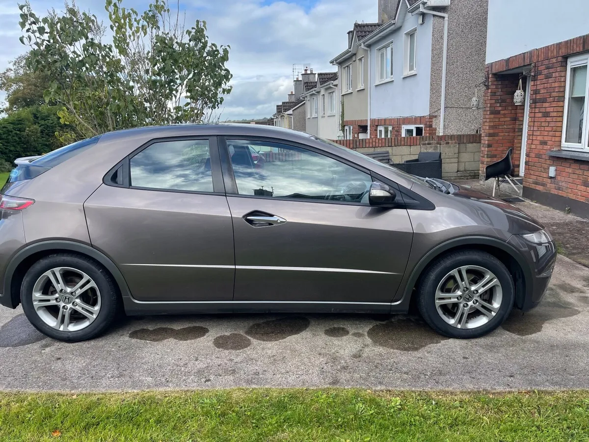 €4500…….11 HONDA CIVIC 1.3 PETROL NEW NCT - Image 3
