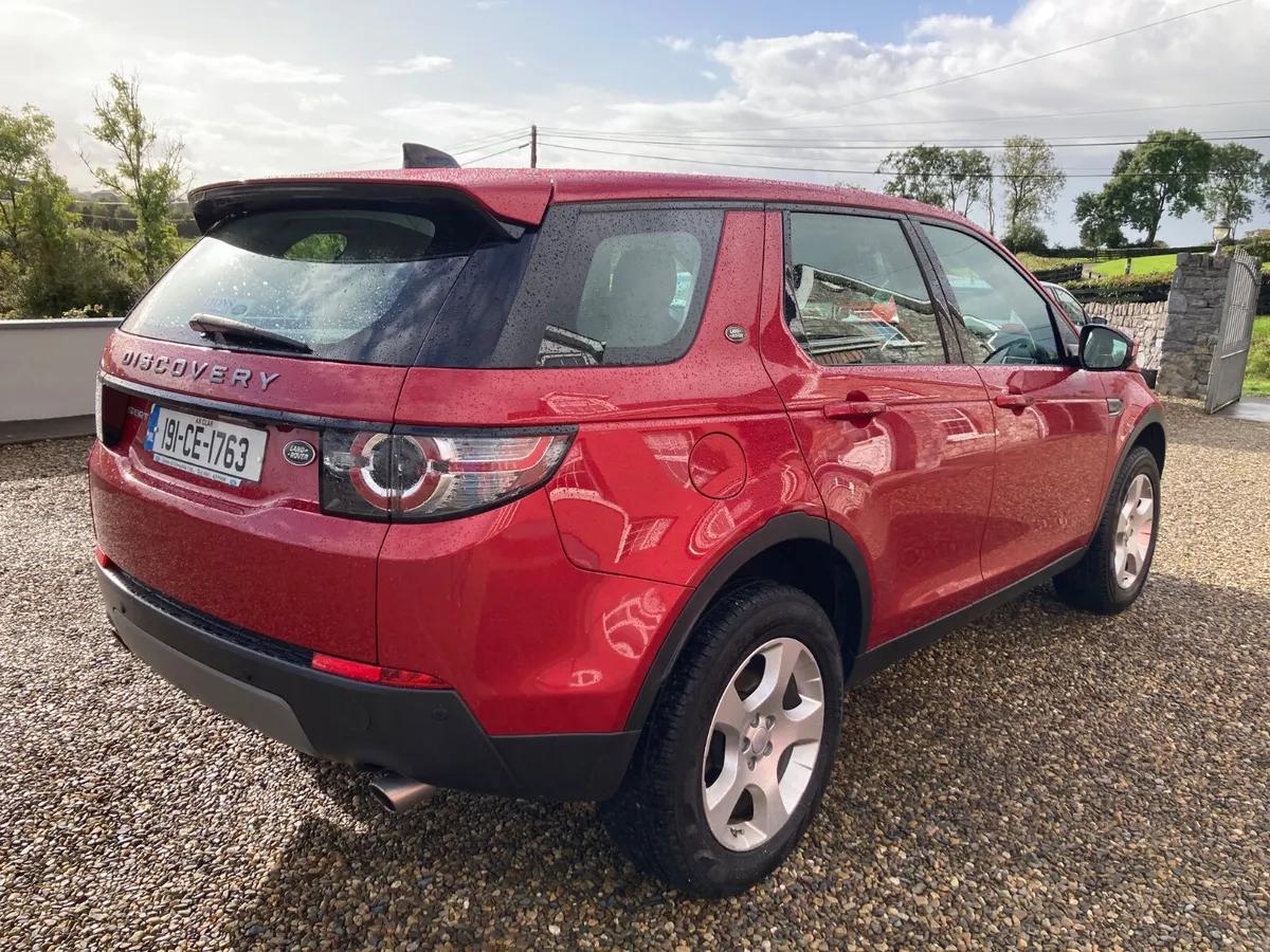 Land Rover Discovery Sport 2019 - Image 4