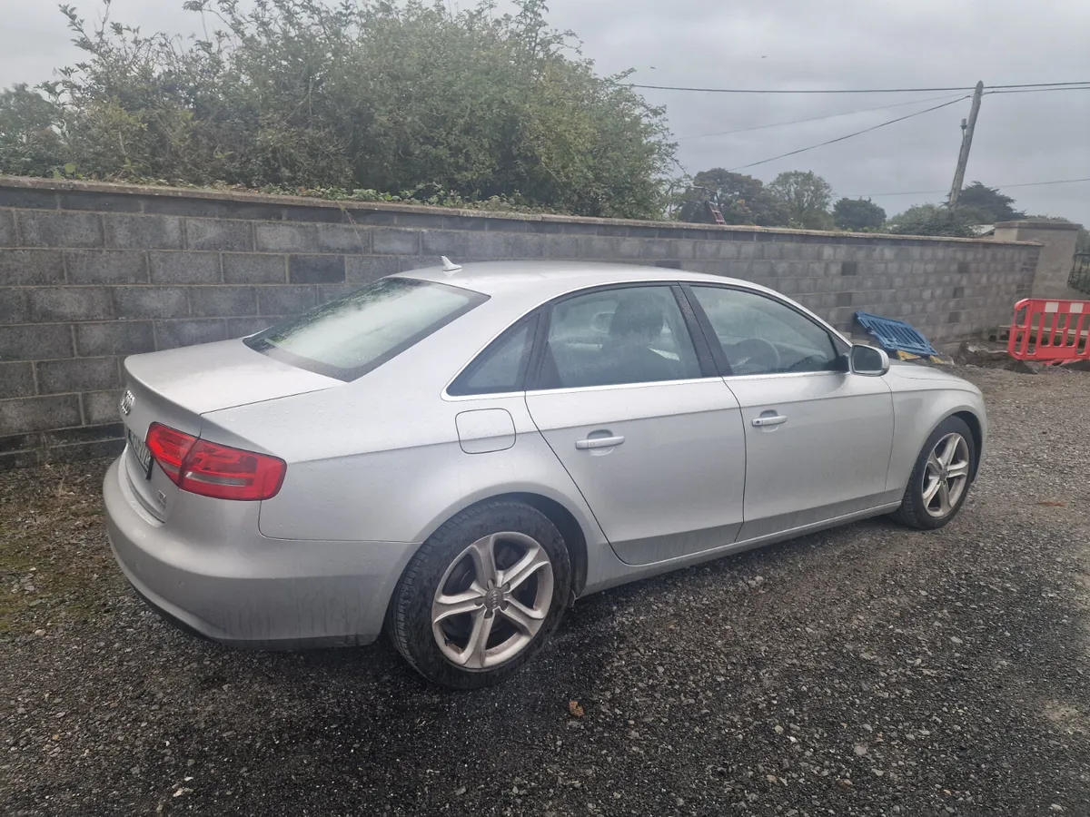 14 Audi A4 2.0TDI SE ULTRA - Image 2