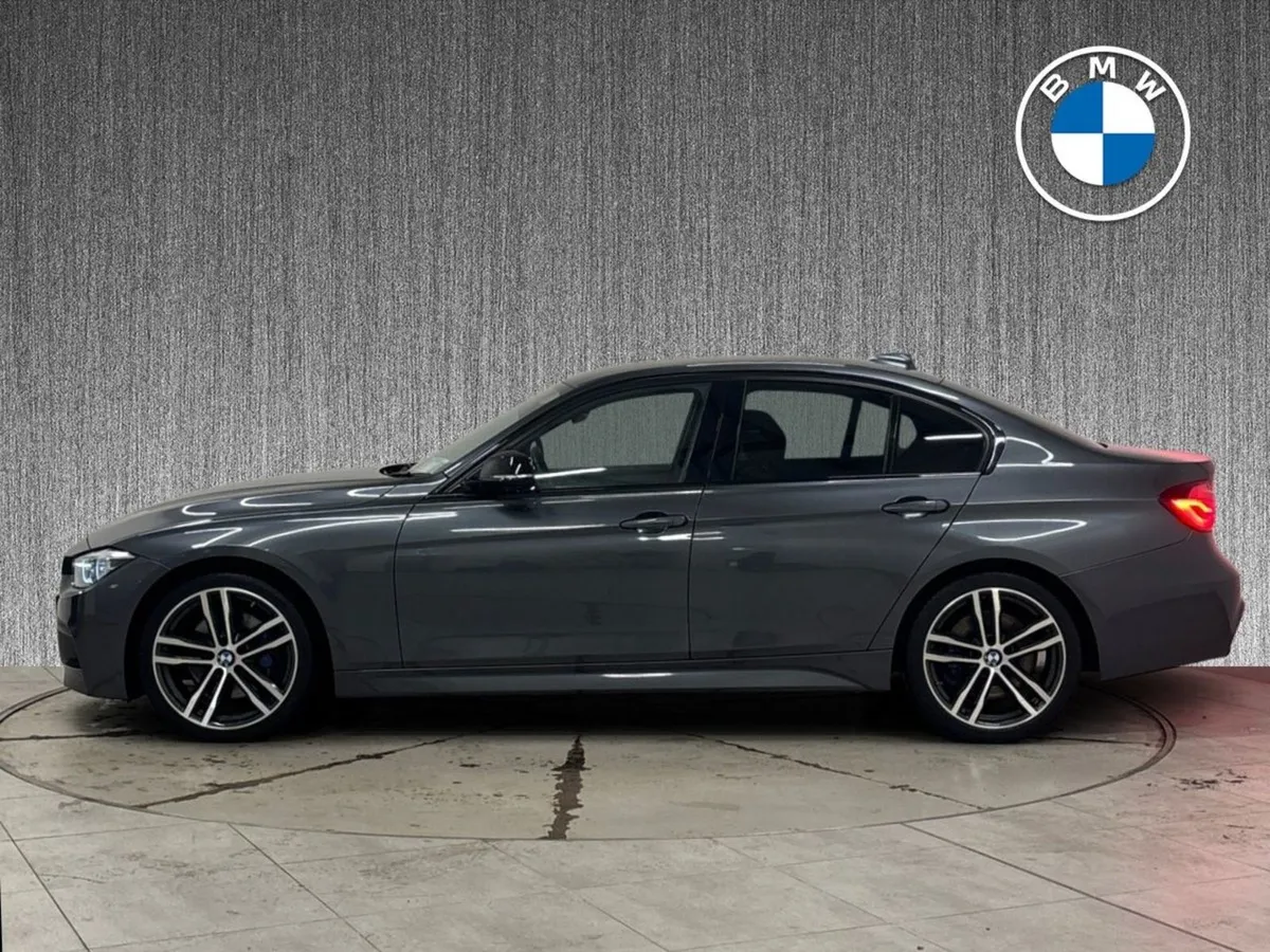 BMW 3 Series 318d M Sport Shadow Edition - Image 4