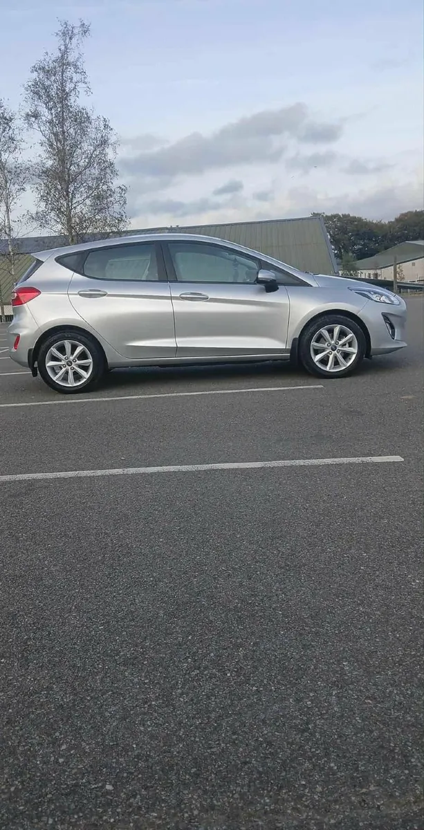 2018 Ford Fiesta 1.1 Low Mileage - Image 2