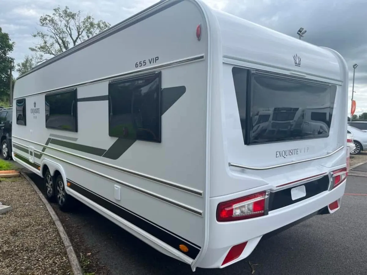 2023 LMC 655 VIP EXQUISITE 5/6 BERTH LUX CARAVAN!! - Image 3