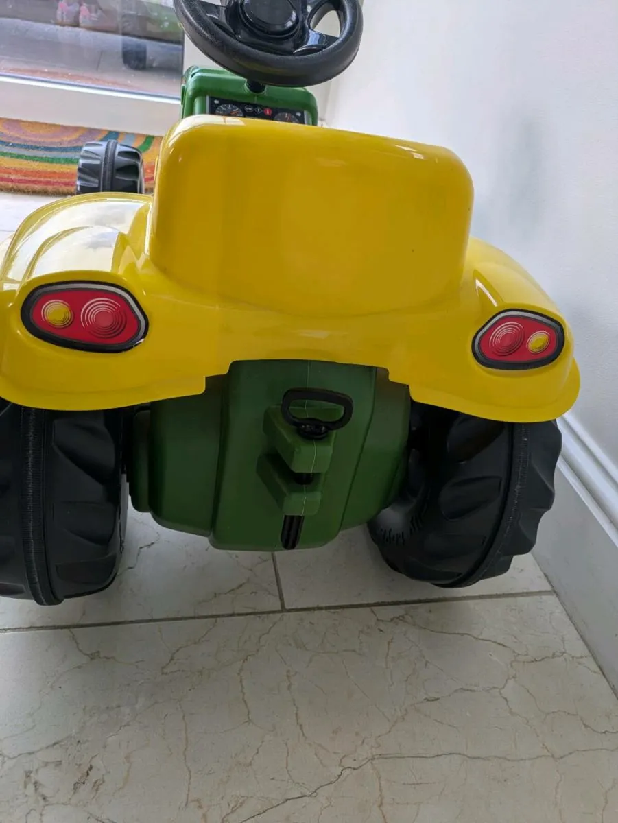 Roll Toys childrens pedal tractor - Image 4