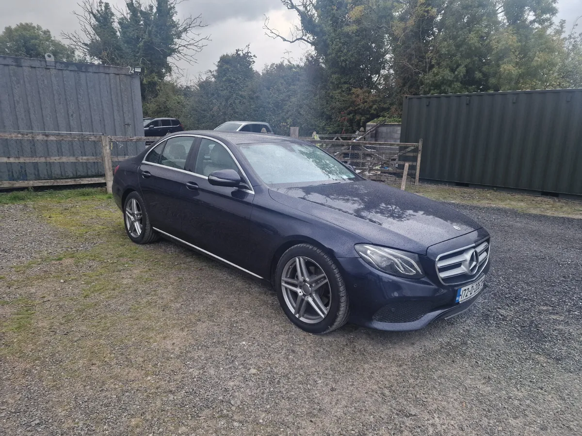 17 Mercedes-Benz E-Class - Image 1