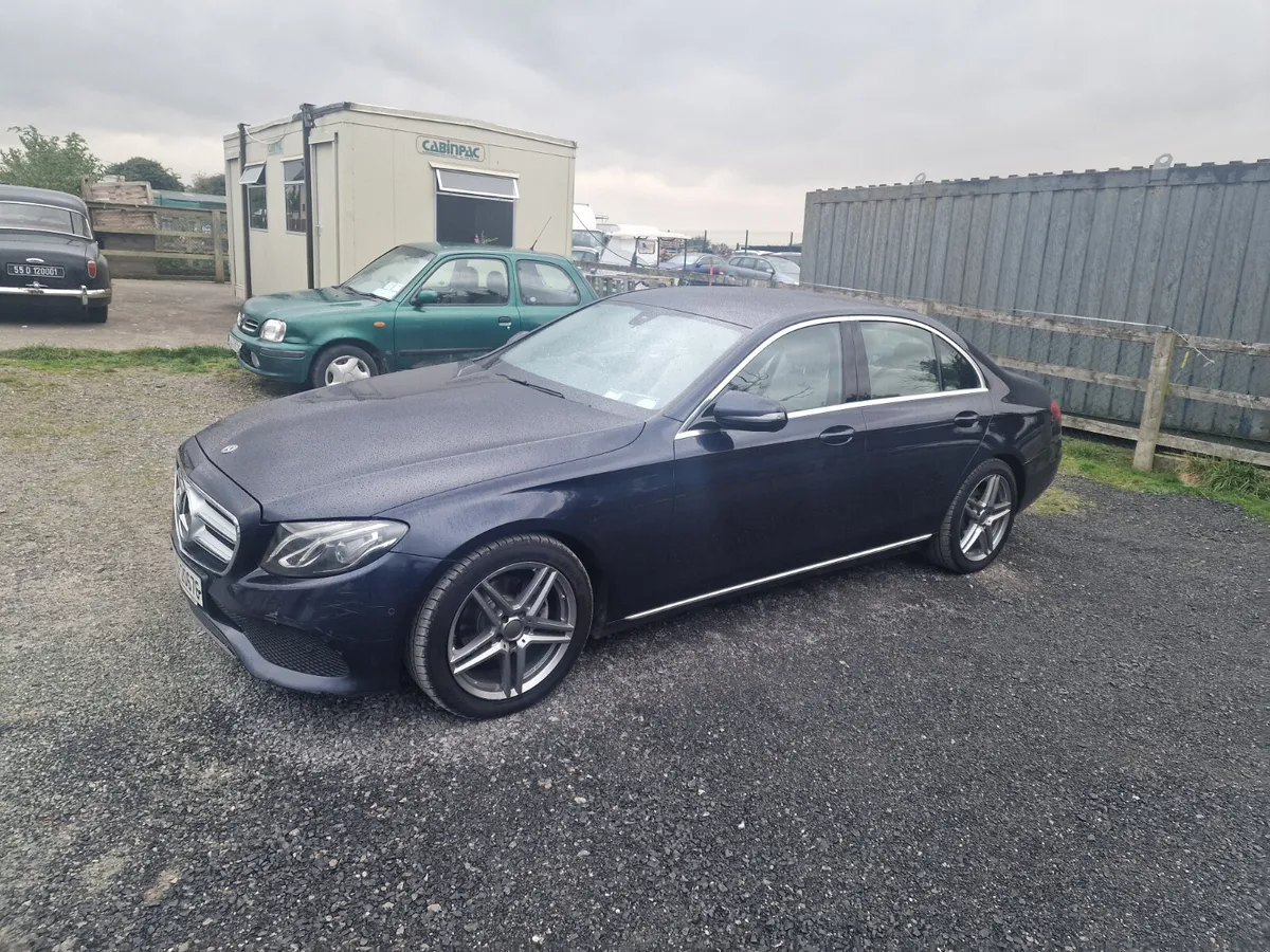 17 Mercedes-Benz E-Class - Image 4