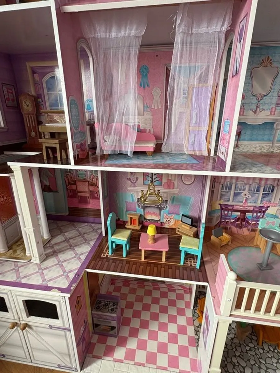dolls house - Image 3