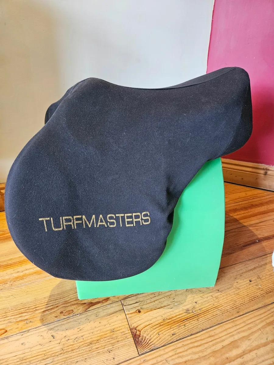 17.5 Close Contact Saddle - Image 4