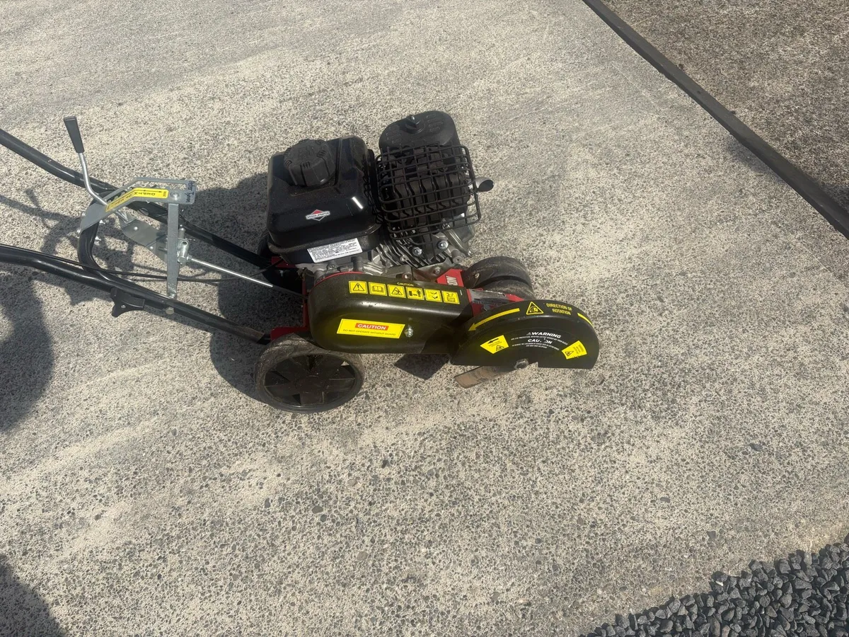 Petrol lawn edger - Image 3