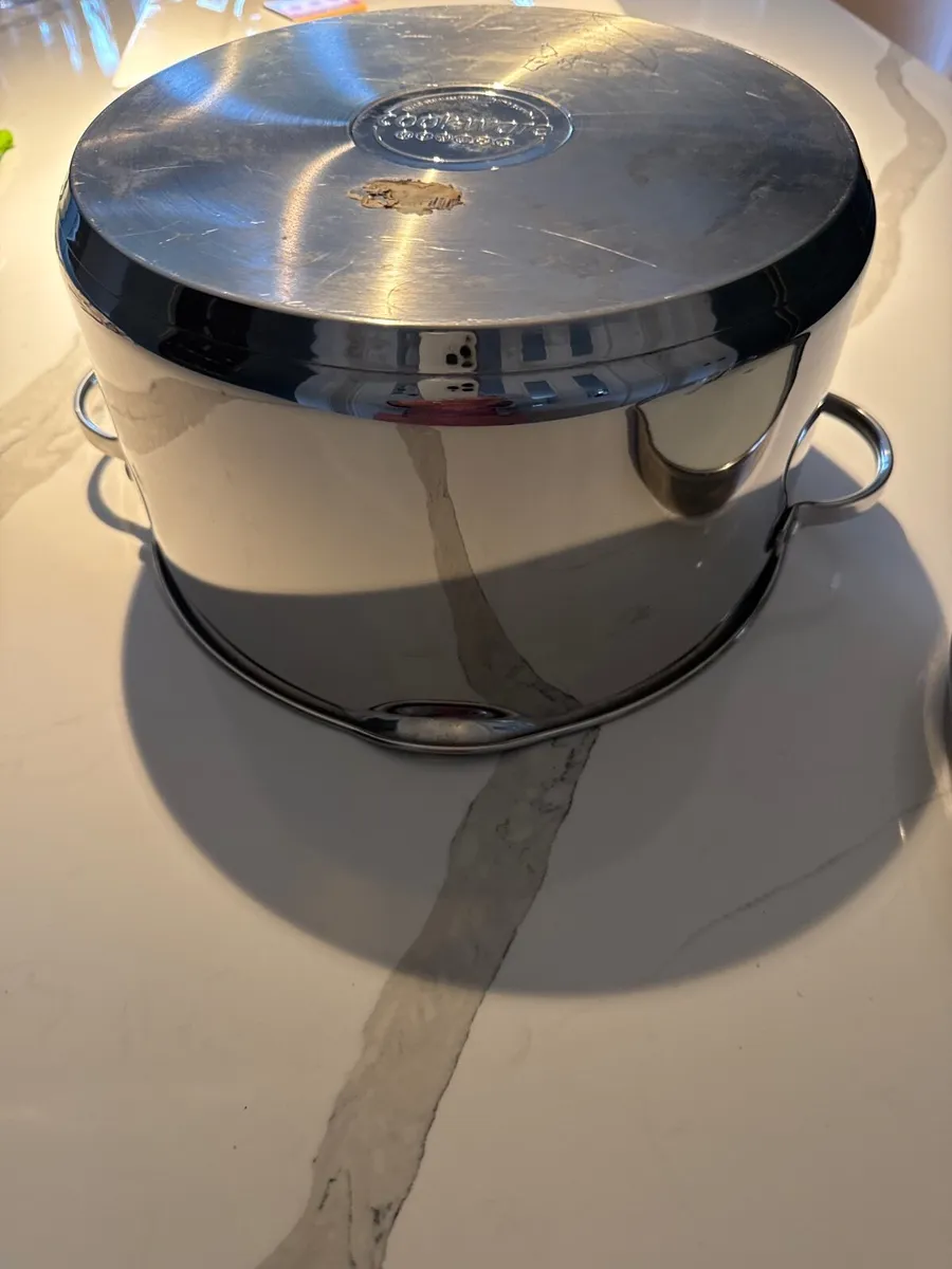 Large 28 cm stainless steel pot . - Image 4