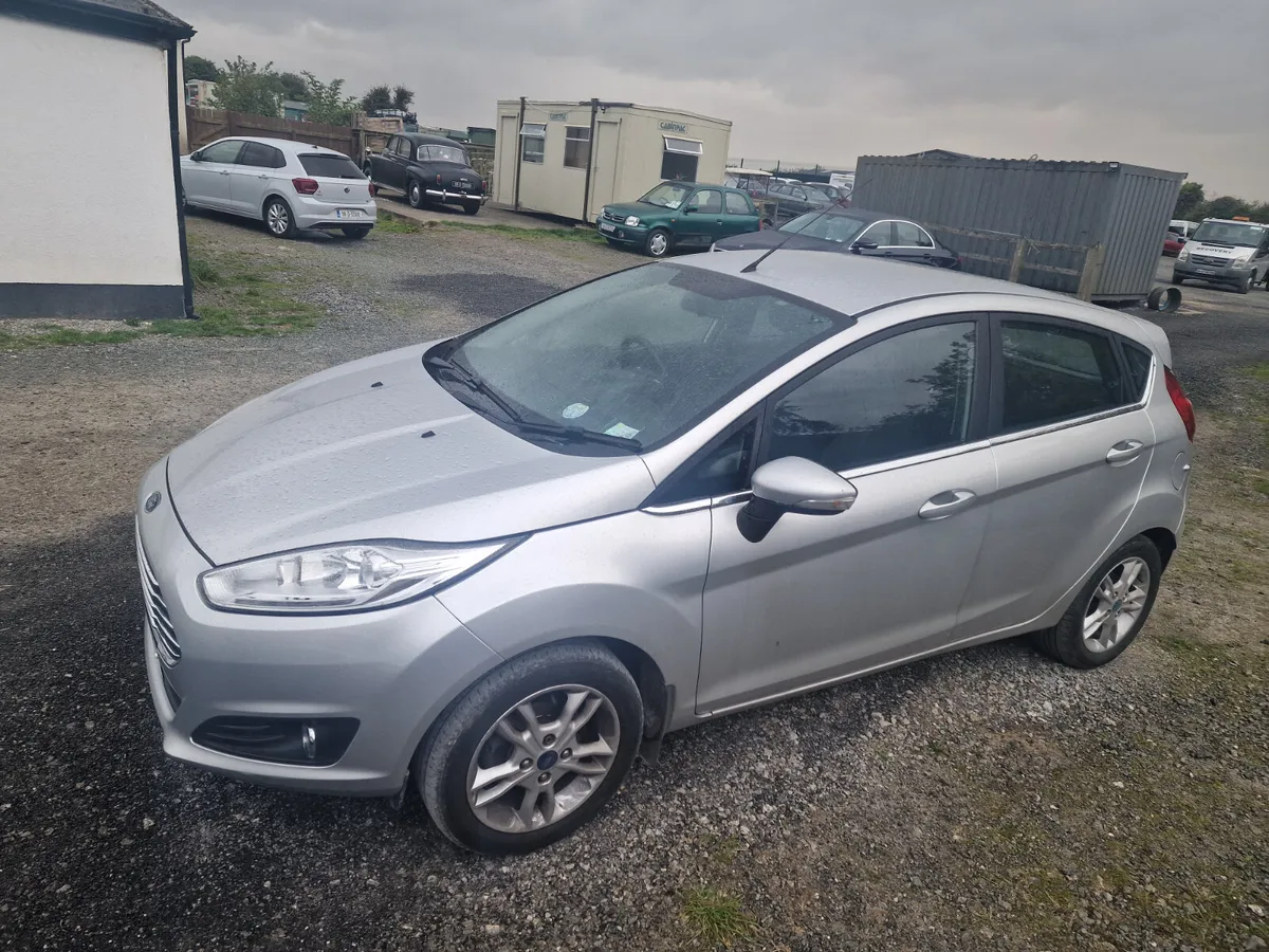 162  Ford Fiesta 1.2 ZETEC - Image 4