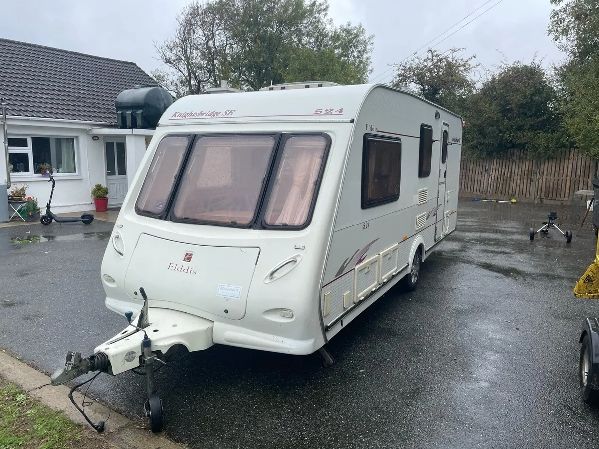 4 birth caravan - Image 1